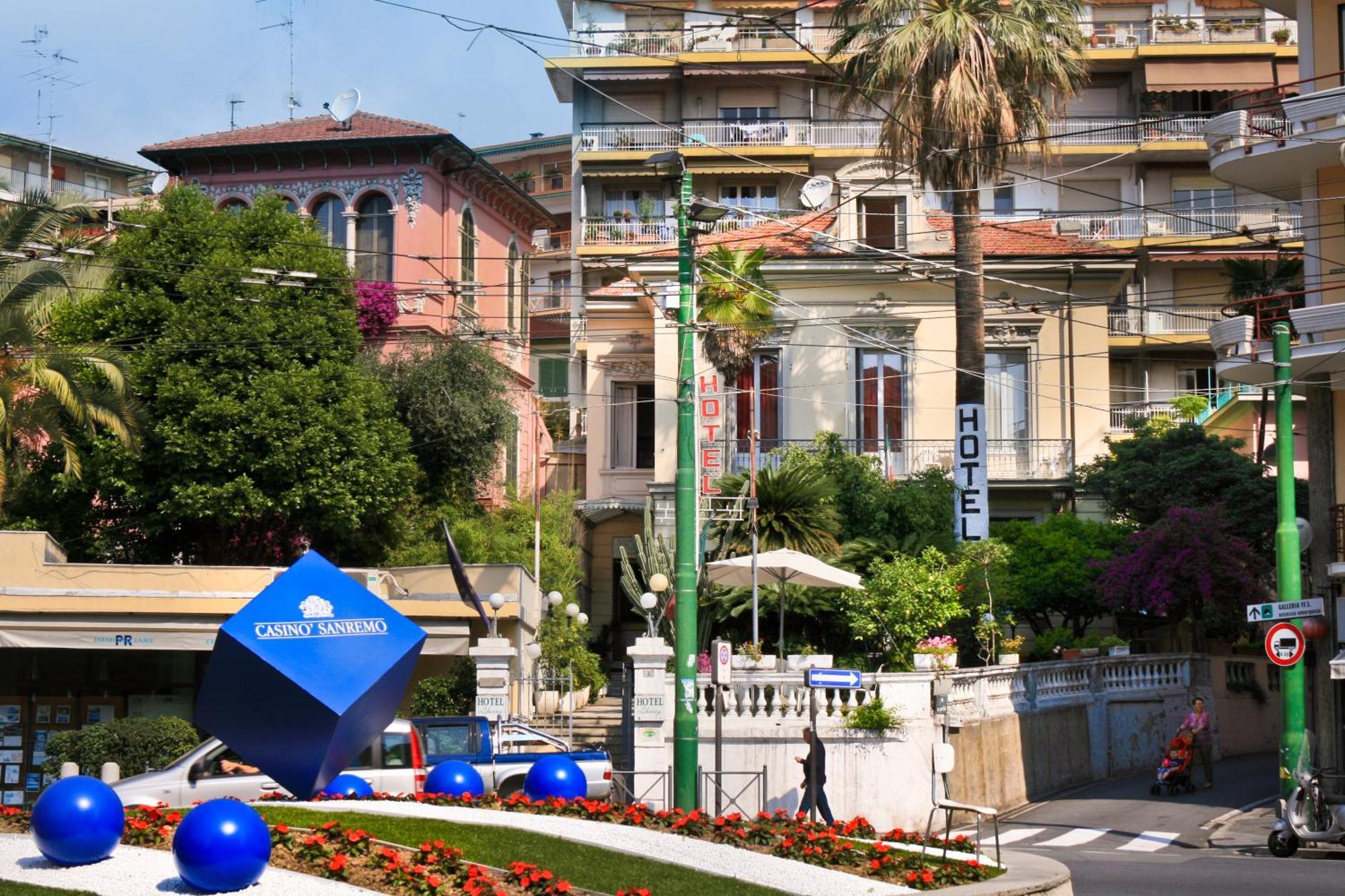 Hotel Liberty San Remo Buitenkant foto