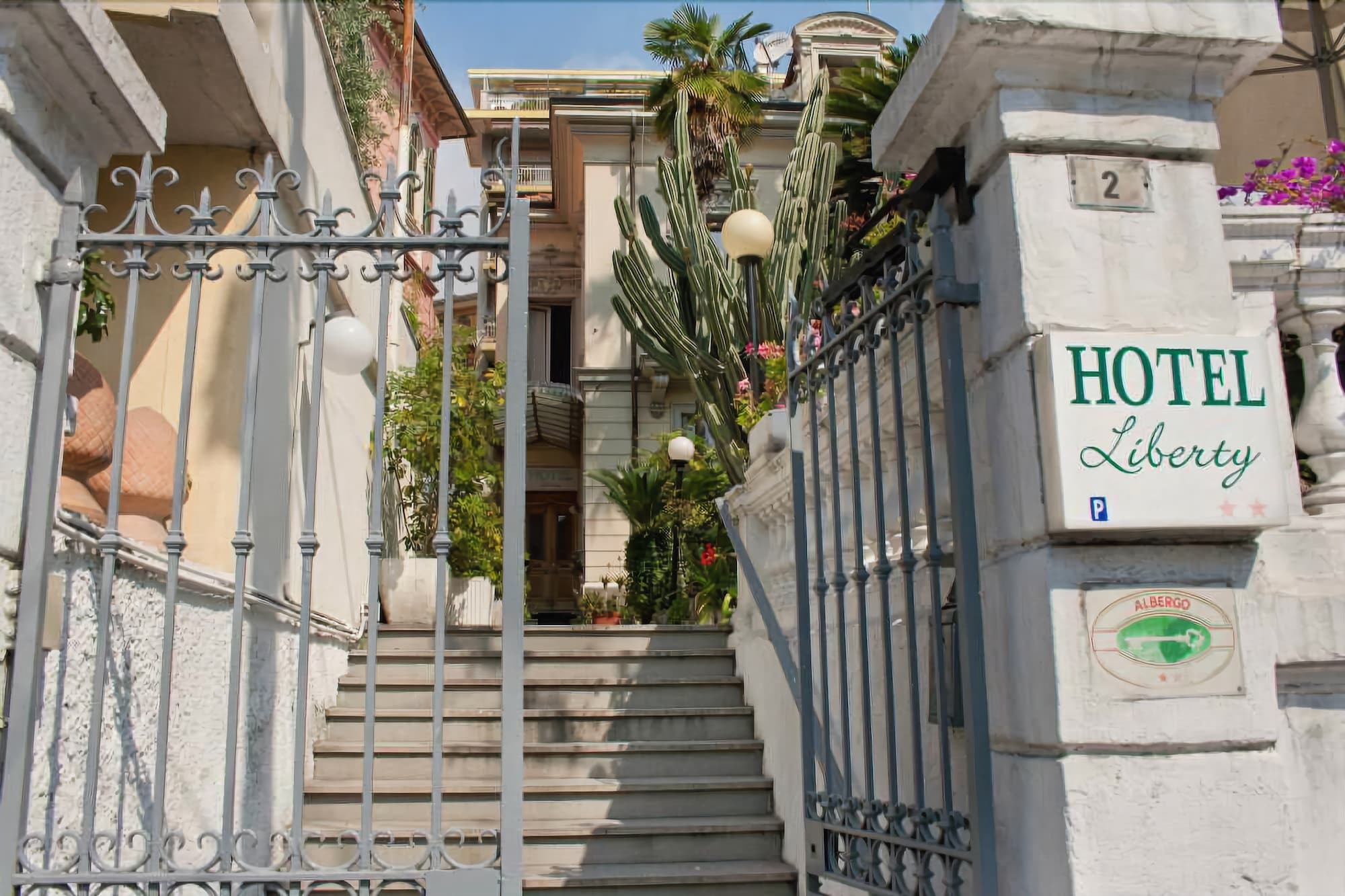 Hotel Liberty San Remo Buitenkant foto